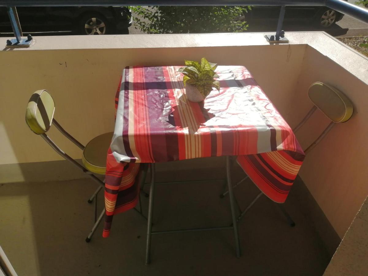 Kievaille Apartment Plaisir Bagian luar foto